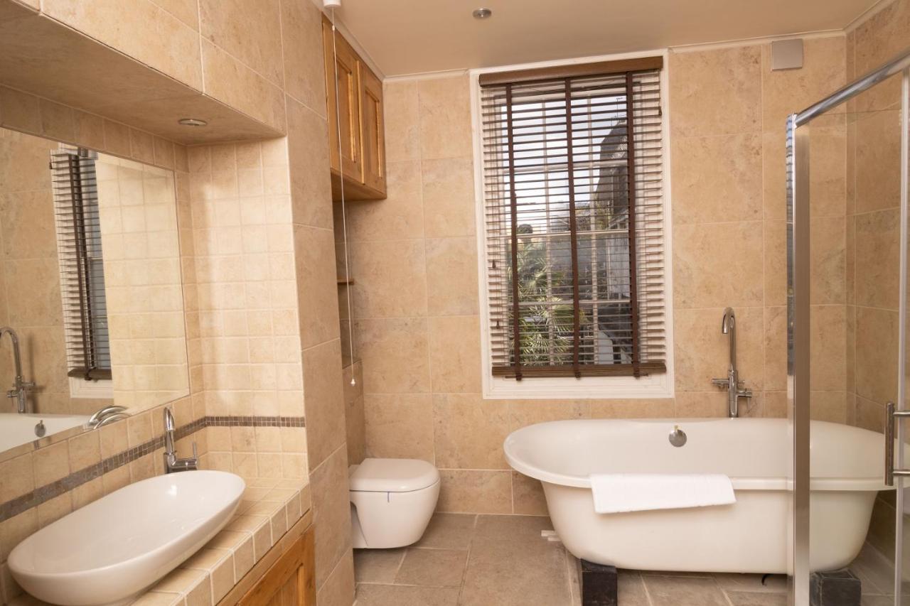 The Angel Place Hideaway - Fair 4Bdr House With Terrace Londres Extérieur photo