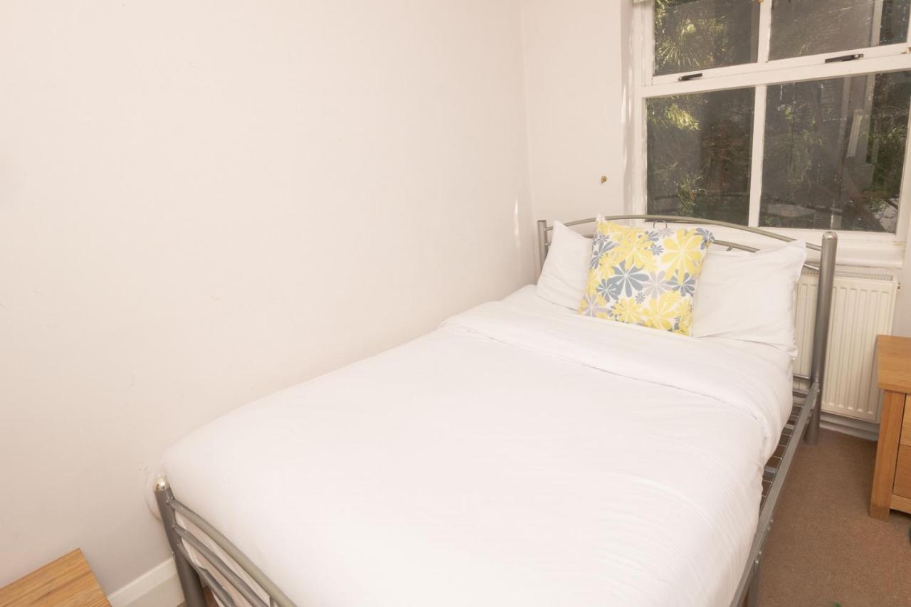 The Angel Place Hideaway - Fair 4Bdr House With Terrace Londres Extérieur photo
