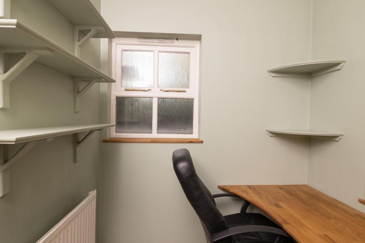 The Angel Place Hideaway - Fair 4Bdr House With Terrace Londres Extérieur photo